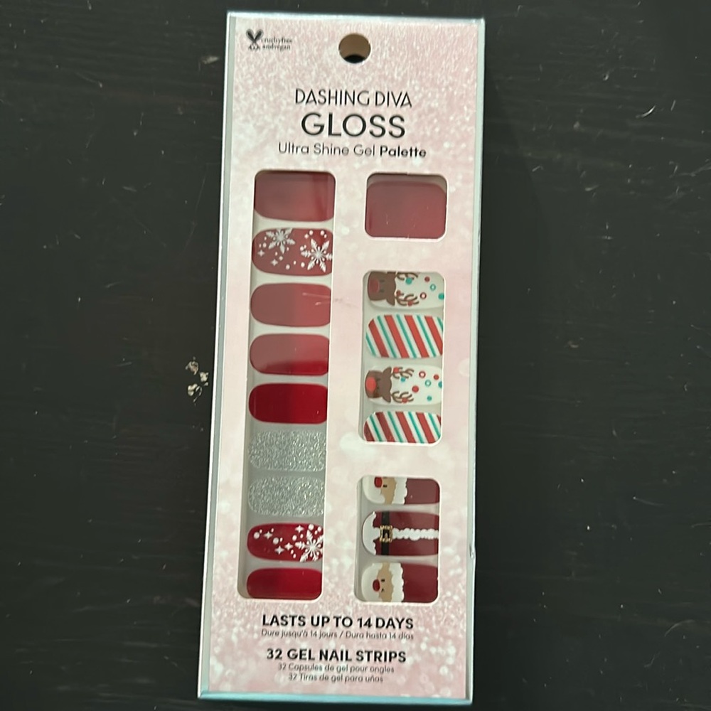 Dashing Diva Gloss Holiday Nail Strips - Santa's Helper